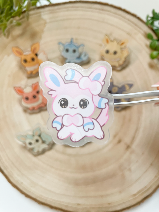 Sylveon • [ACYRLIC PIN]