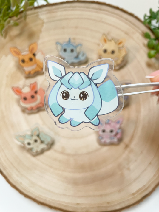 Glaceon • [ACYRLIC PIN]