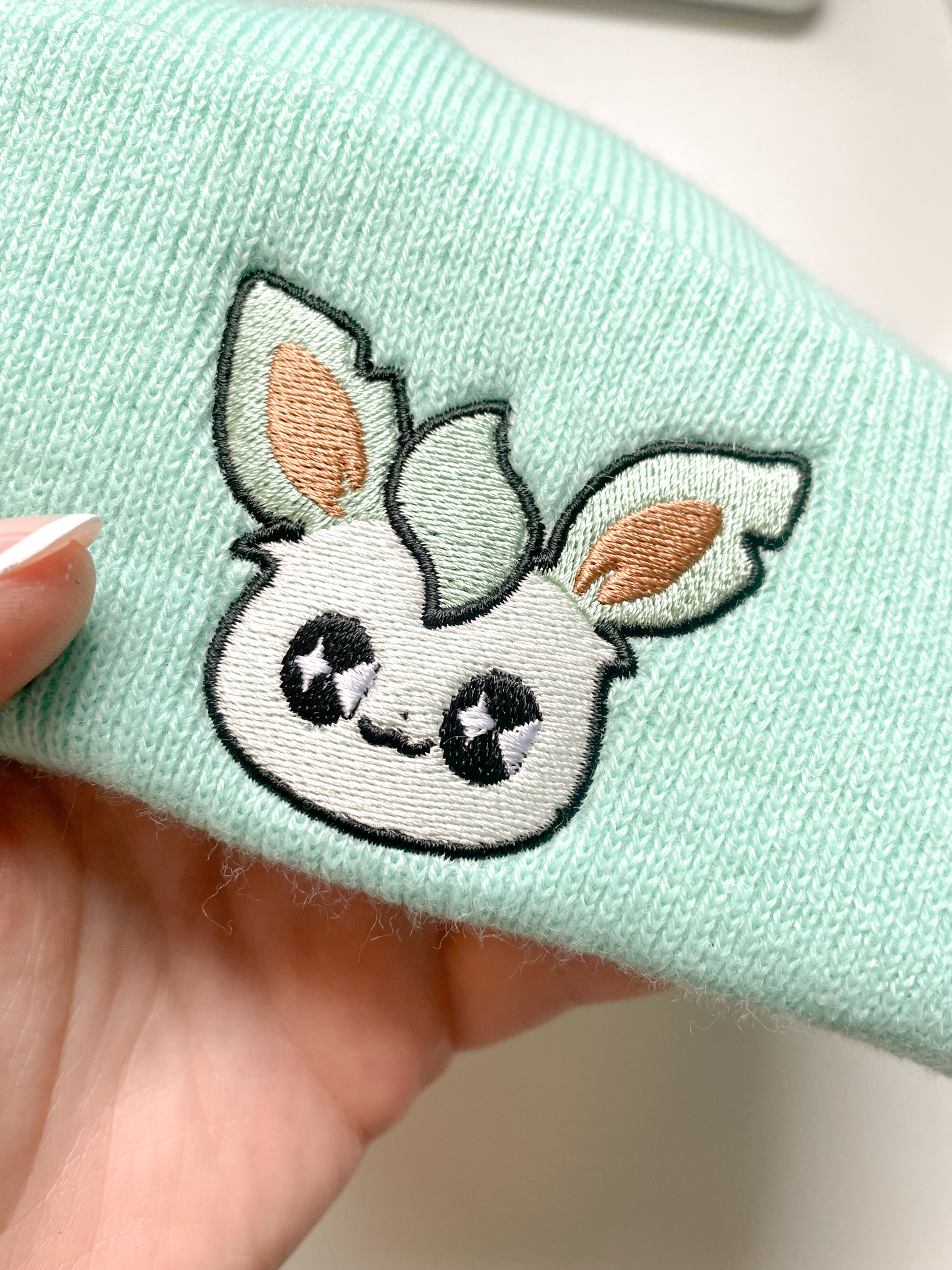 Leafeon• [BEANIE]